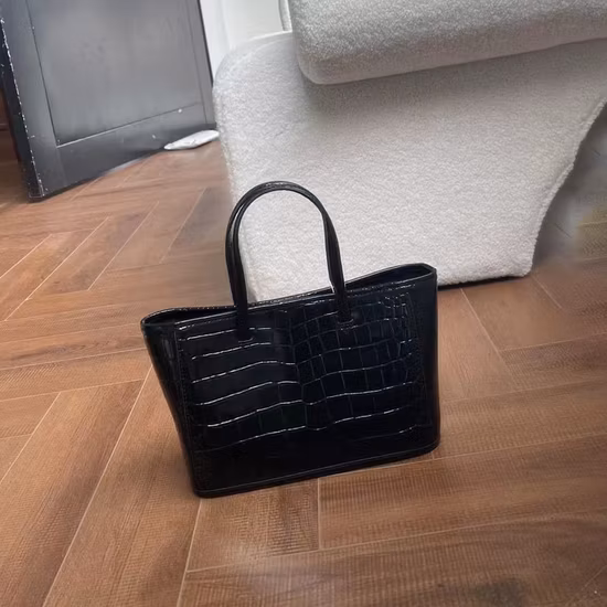 2023 New Lady Handheld Bag Cross Body Bag Fashion Single Shoulder Brand Bags Replicas Bags Factory Designer Handbags Tote Bag