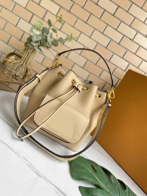 2021 echtes Leder Outdoor-Shopping Kurze Reise Modische Frauen Eimer Handtasche Dame Schulter Tasche